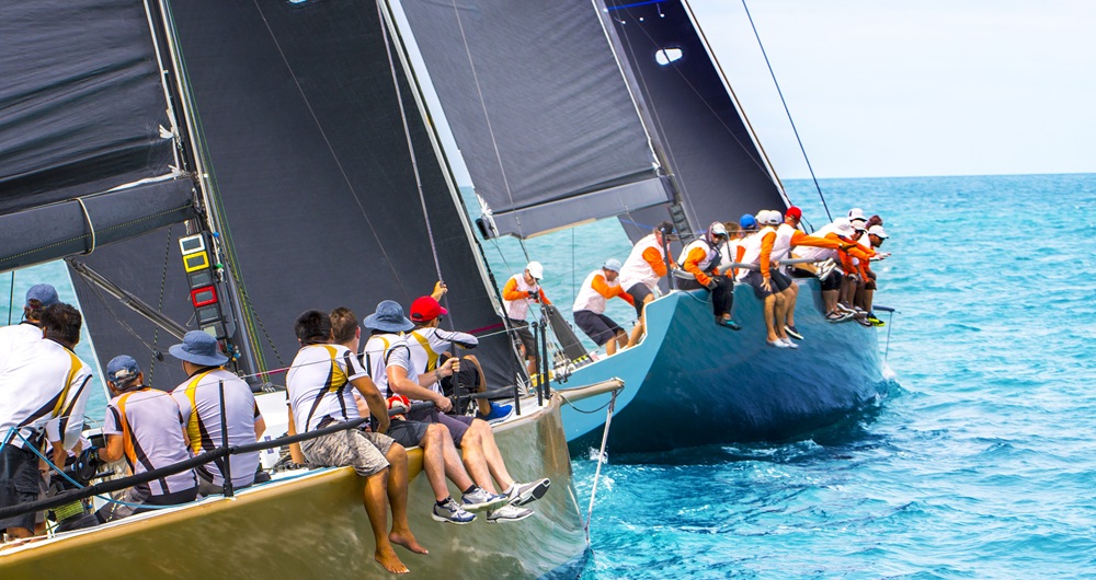 Private Yacht Charter vs Group Boat Tours in Koh Samui